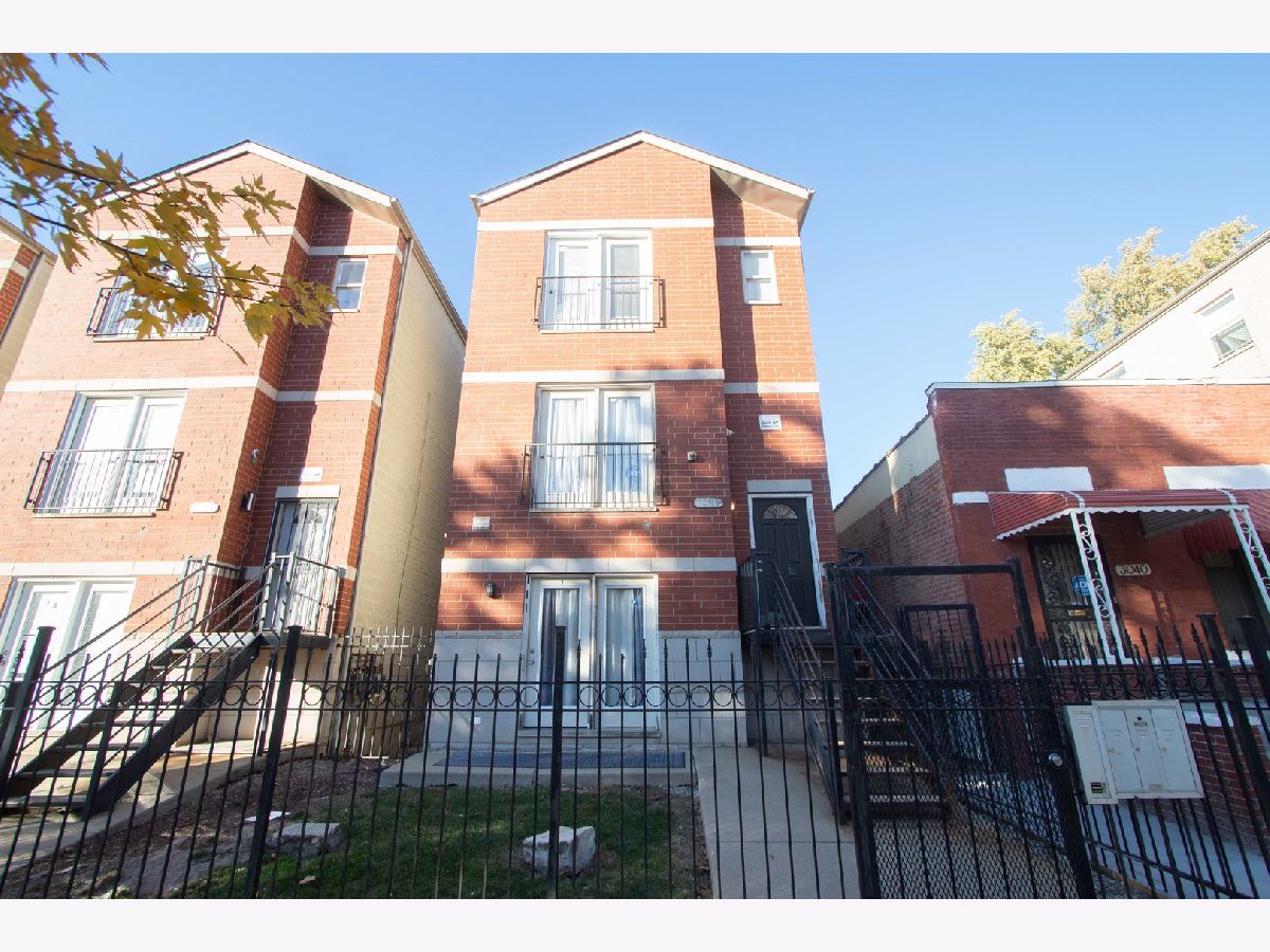  For Rent Chicago Illinois, 3042 Flournoy