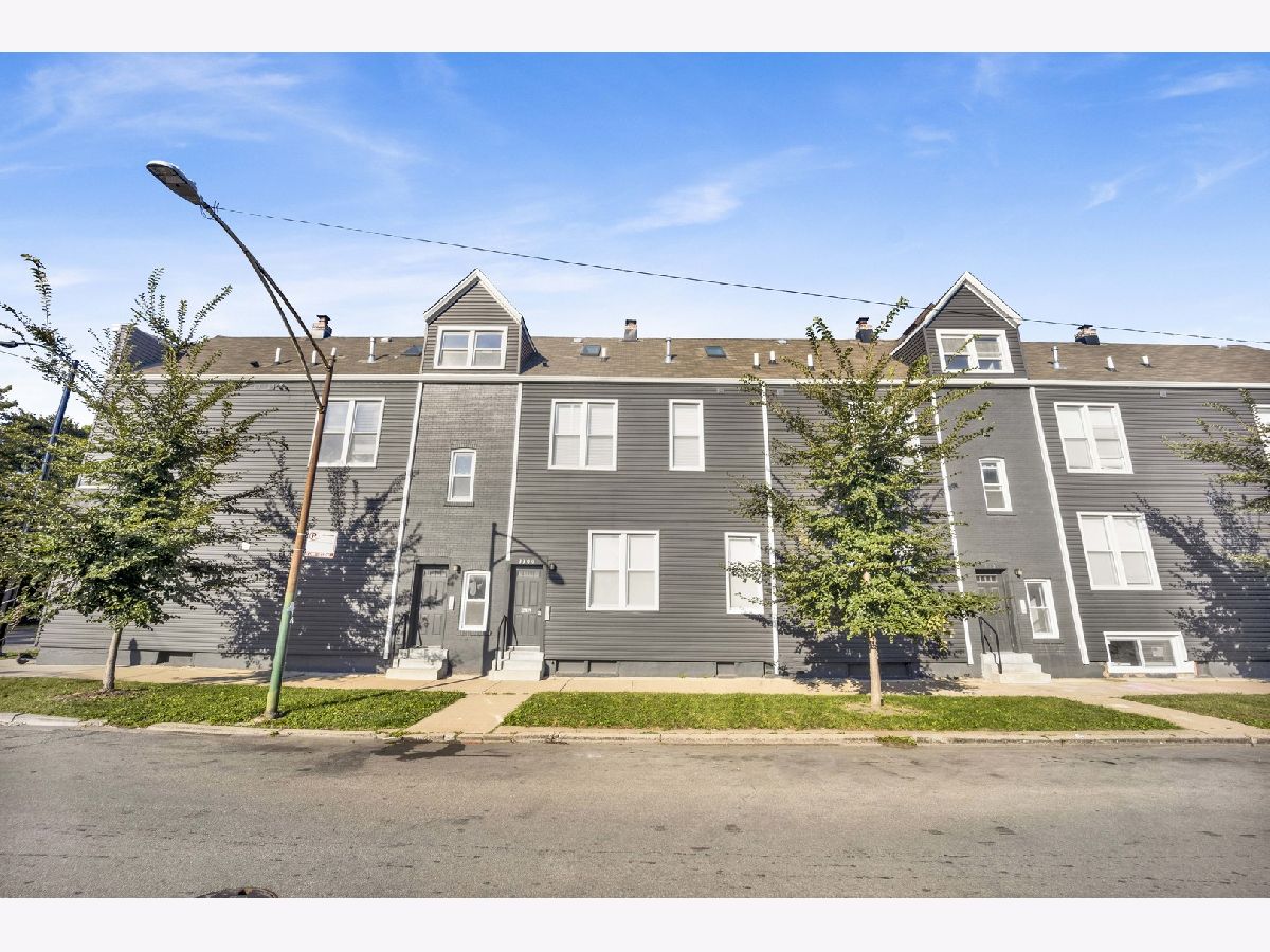  Rented Chicago Illinois, 3300 Pershing