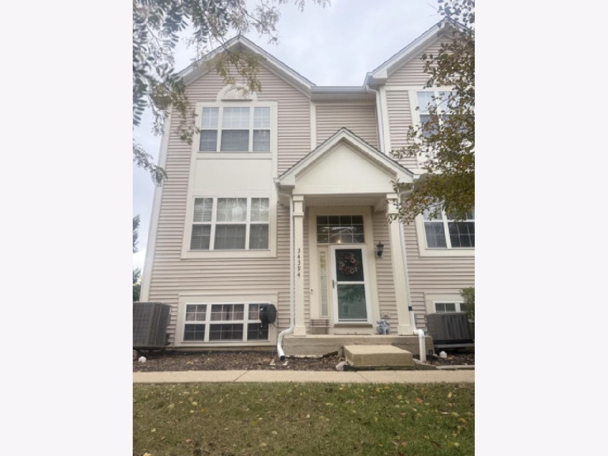  For Rent Round Lake Illinois, 34394 Goldenrod