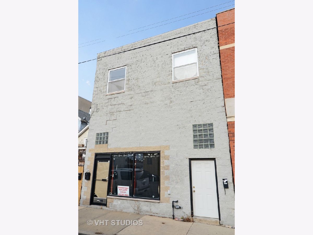  Rented Chicago Illinois, 2046 Grand