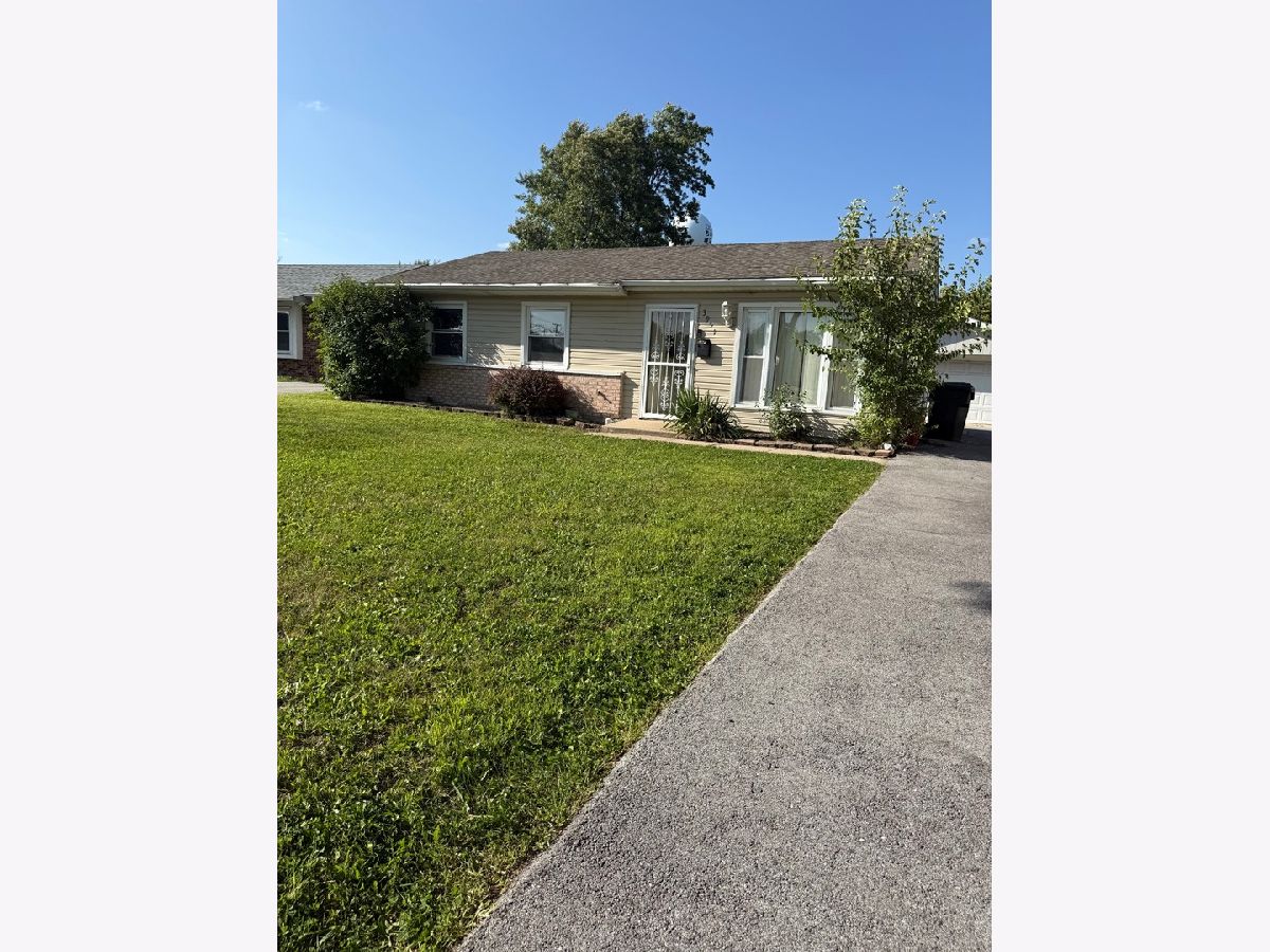  For Rent Country Club Hills Illinois, 3951 171st