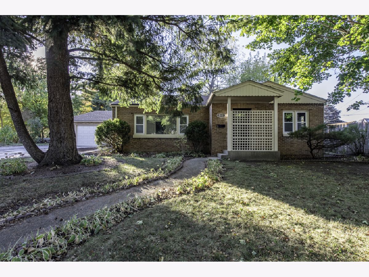  For Sale Zion Illinois, 2110 Elisha Avenue