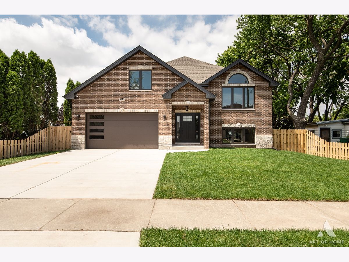  For Sale Burbank Illinois, 8650 Lockwood Avenue