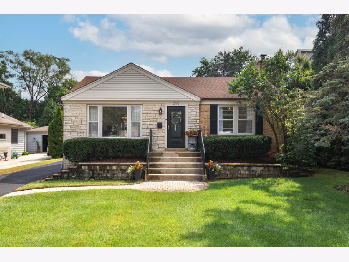  Rented Clarendon Hills Illinois, 219 Middaugh