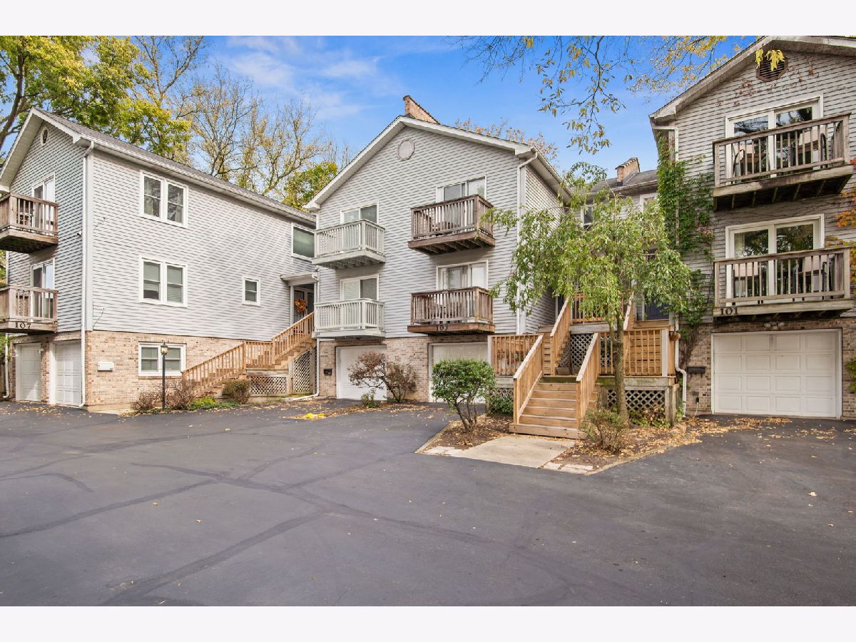 Condos & Townhomes For Rent Bennett Street Townhomes Geneva Illinois, 103 Bennett