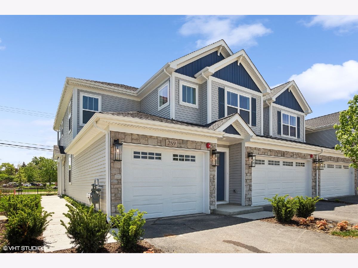 Homes & Condominiums For Sale Mill Creek Addison Illinois, 329 Masters Drive