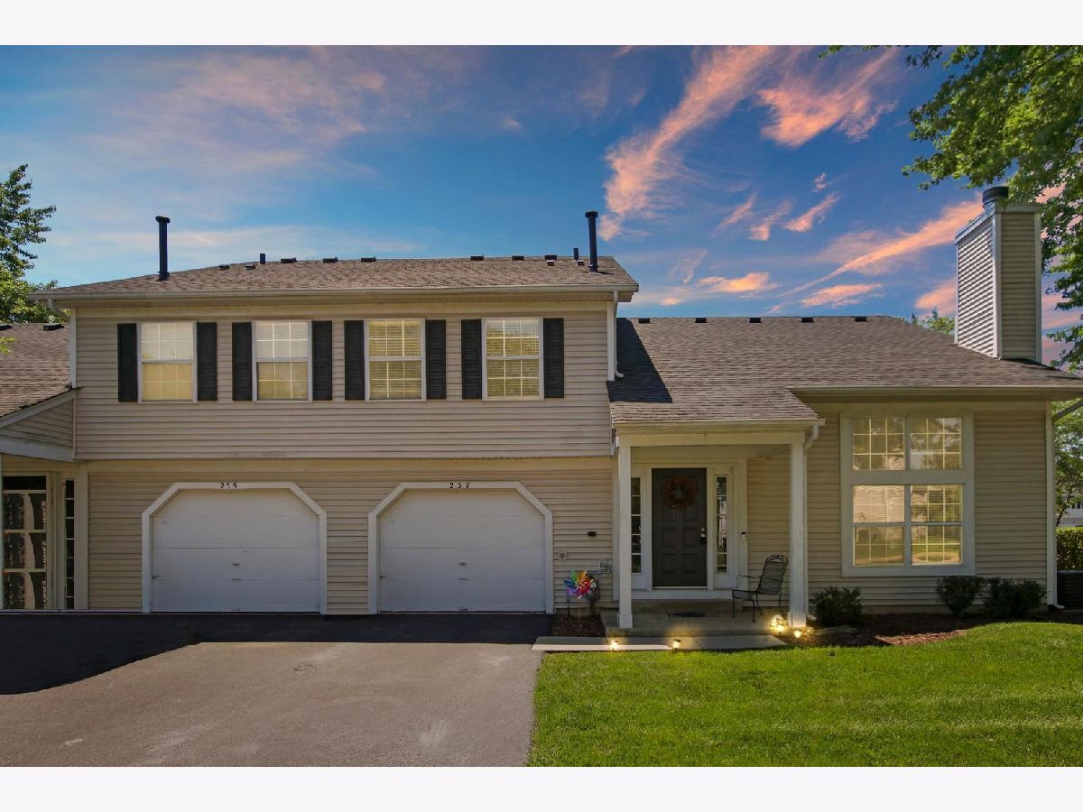  Rented Streamwood Illinois, 257 Butternut