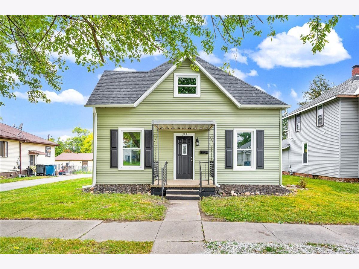  For Sale Hoopeston Illinois, 222 Chestnut Street