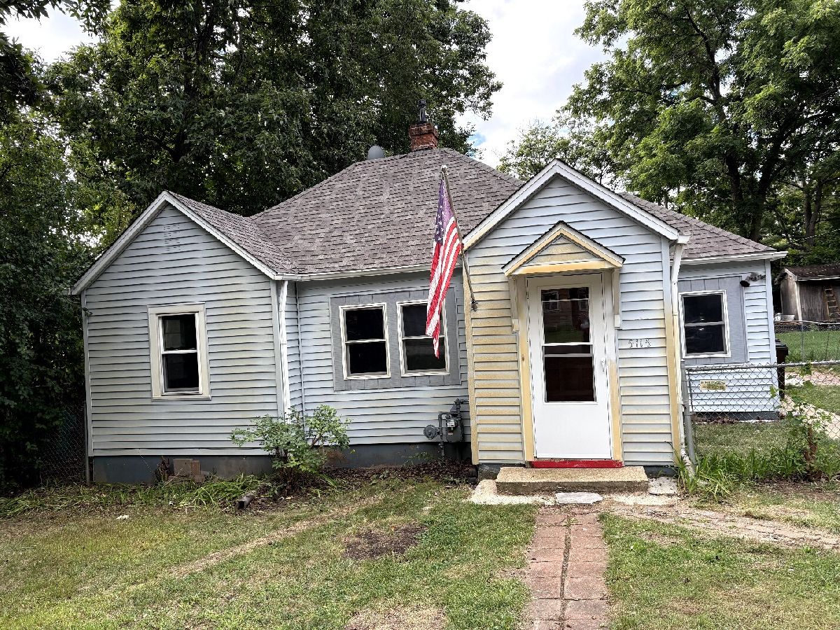  For Rent Mchenry Illinois, 5115 Maple Hill