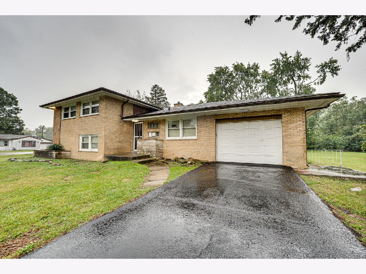  For Rent Markham Illinois, 3235 157th