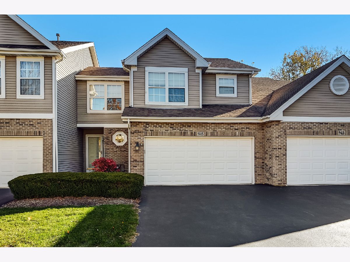  For Sale Itasca Illinois, 945 Willow Street