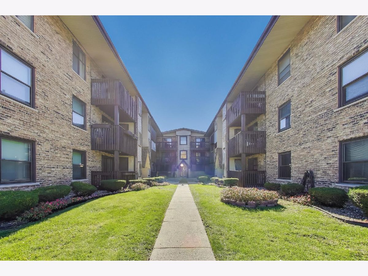  For Sale Chicago Illinois, 4553 56th Street