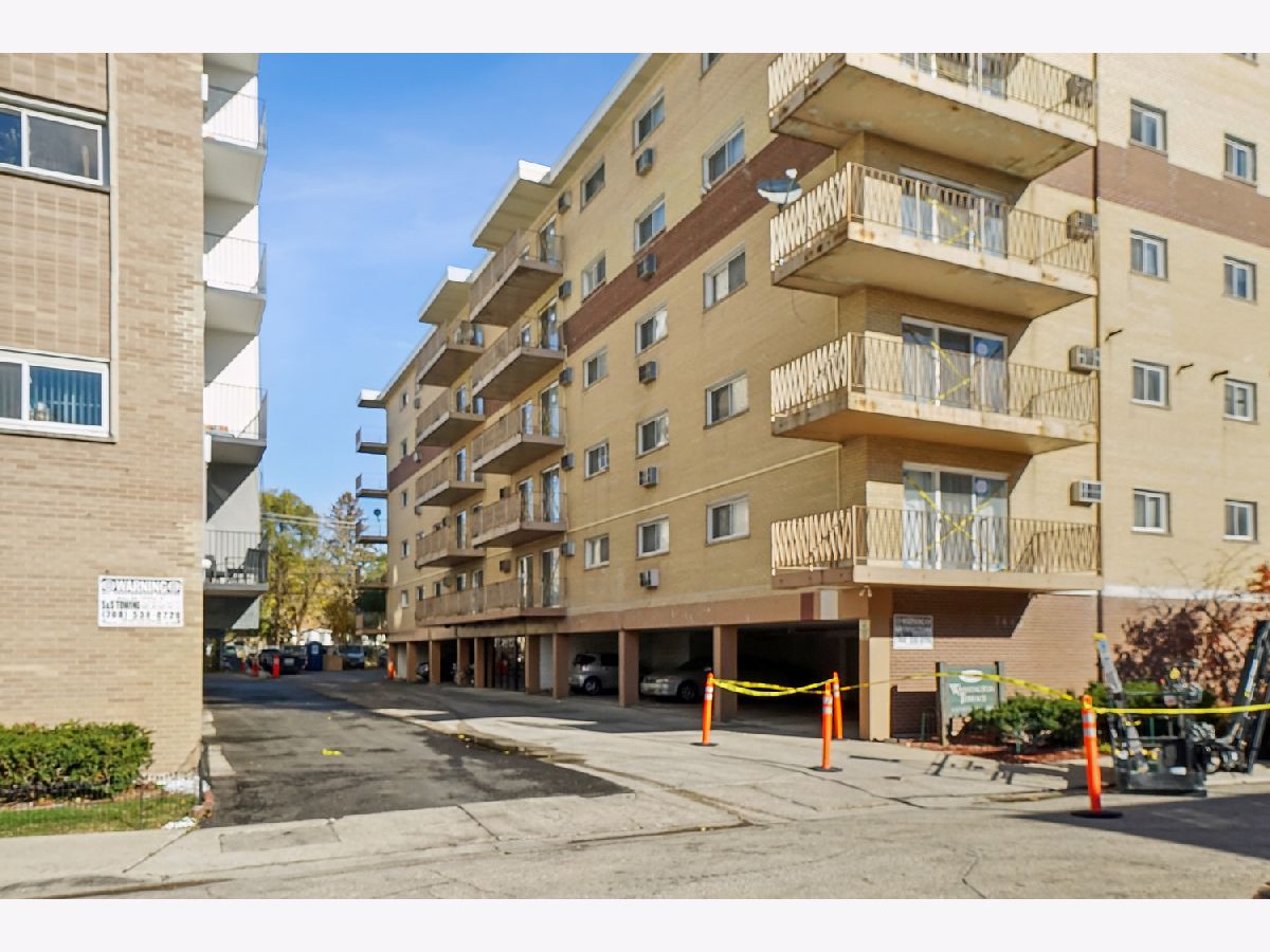 Condos & Townhomes For Sale Washington Terrace Forest Park Illinois, 7443 Washington Street