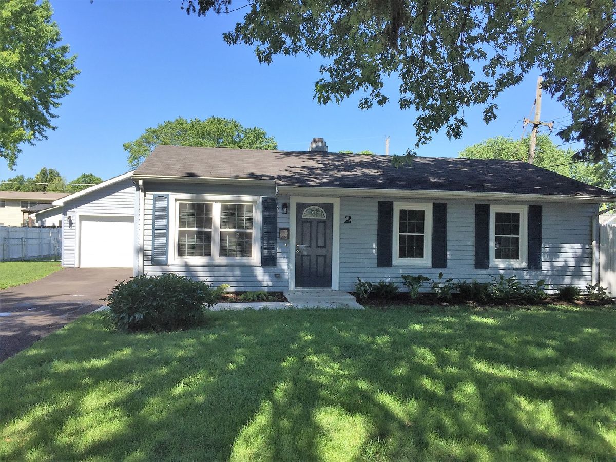 Homes For Rent Saratoga Highlands South Elgin Illinois, 2 Sweetbriar