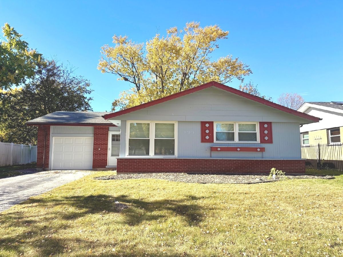  For Sale Hazel Crest Illinois, 17206 Elm Drive