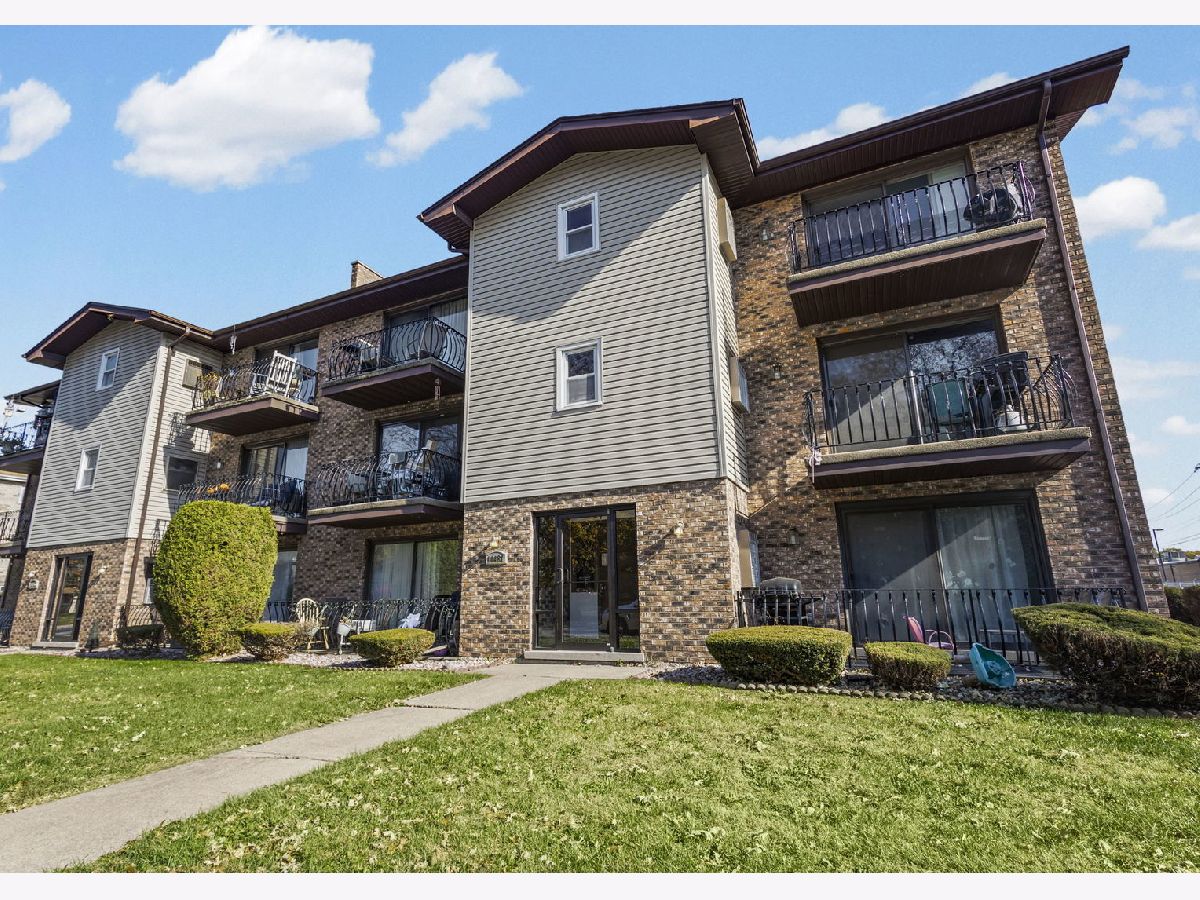  For Sale Midlothian Illinois, 14457 Lamon Avenue