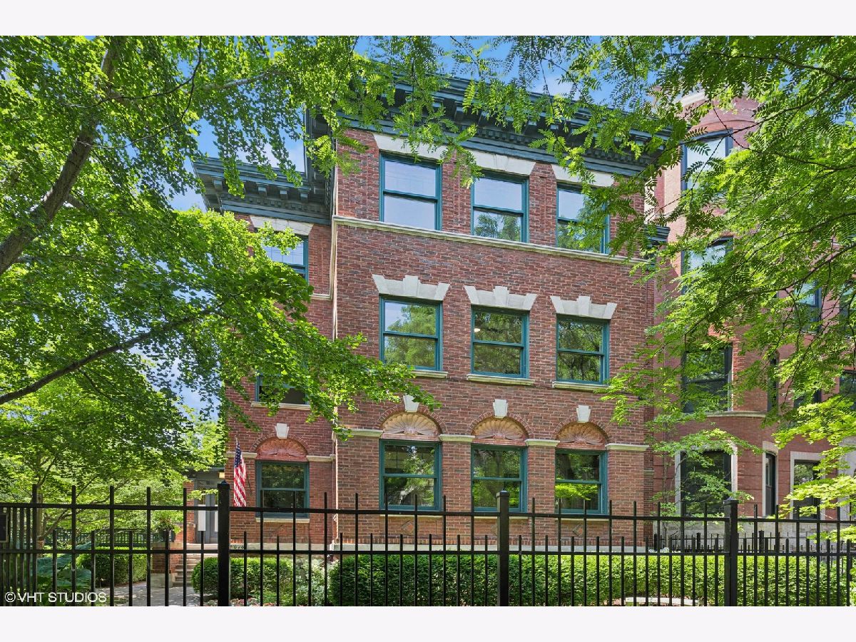  For Sale Chicago Illinois, 4616 Magnolia Avenue