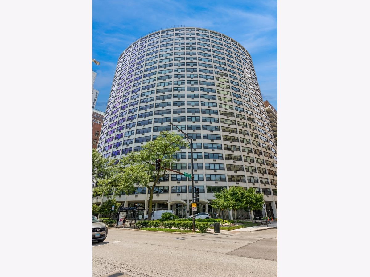  For Sale Chicago Illinois, 1150 Lake Shore Drive