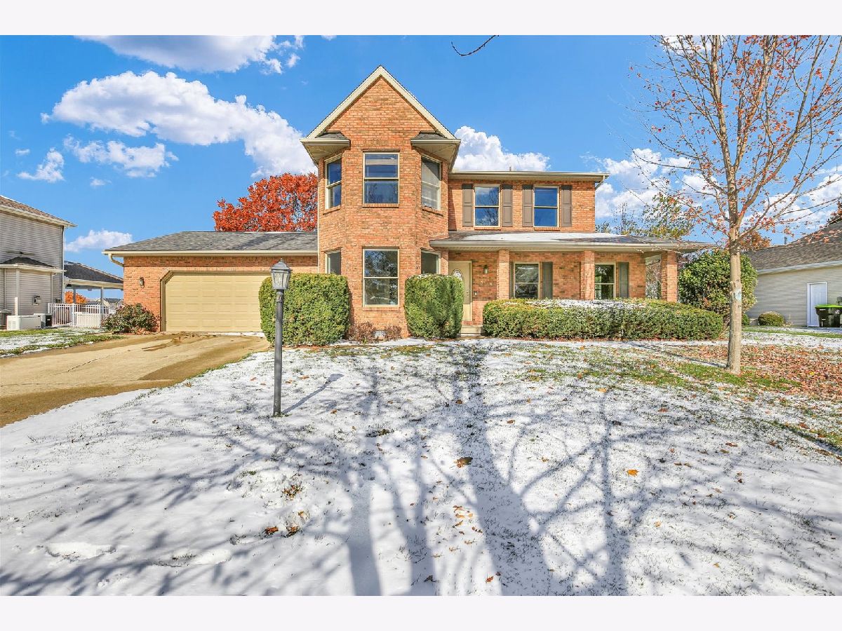  For Sale Tuscola Illinois, 808 Lakeshore Drive