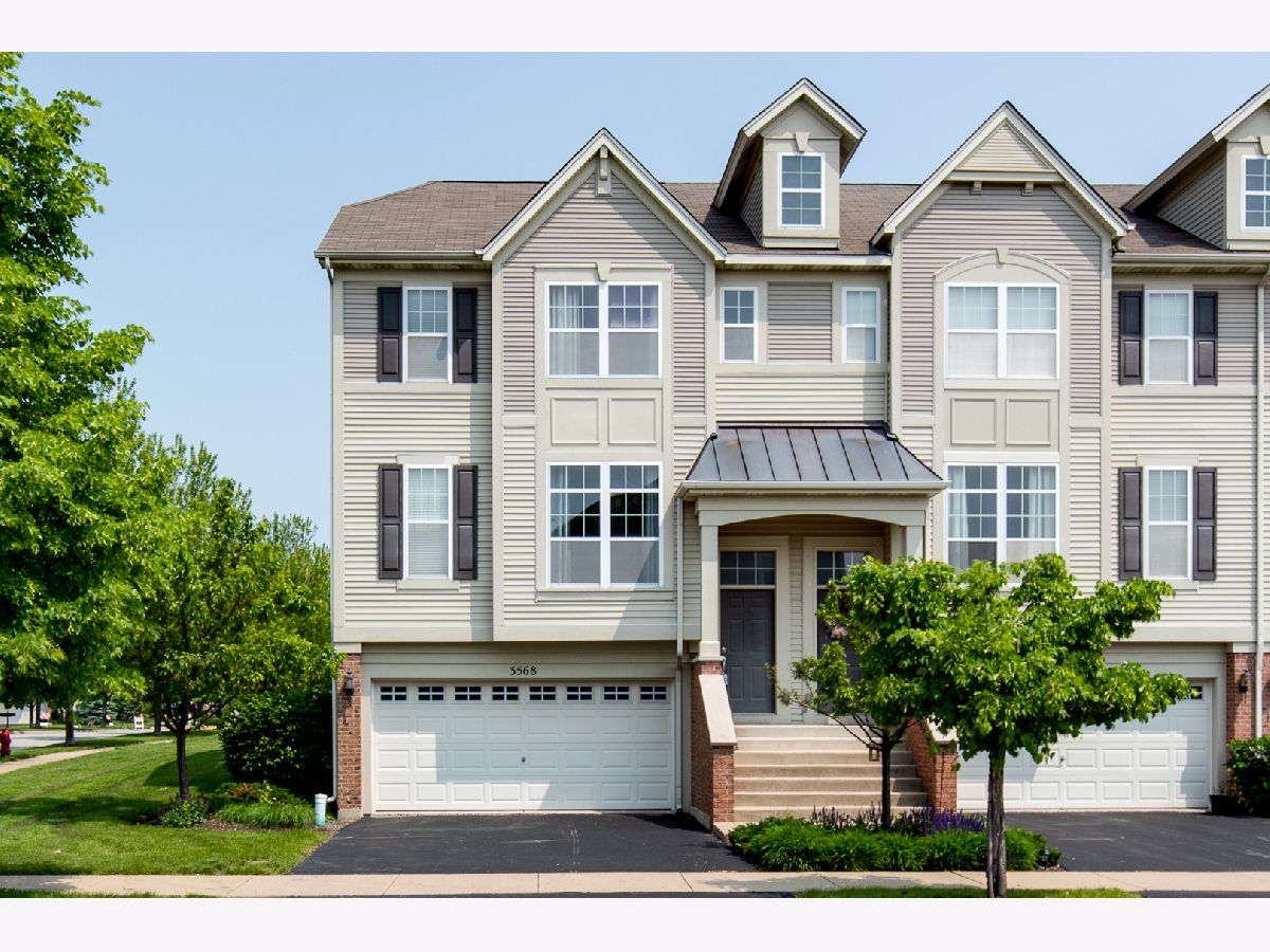 Townhomes For Rent Yorkshire Square Aurora Illinois, 3568 Gabrielle