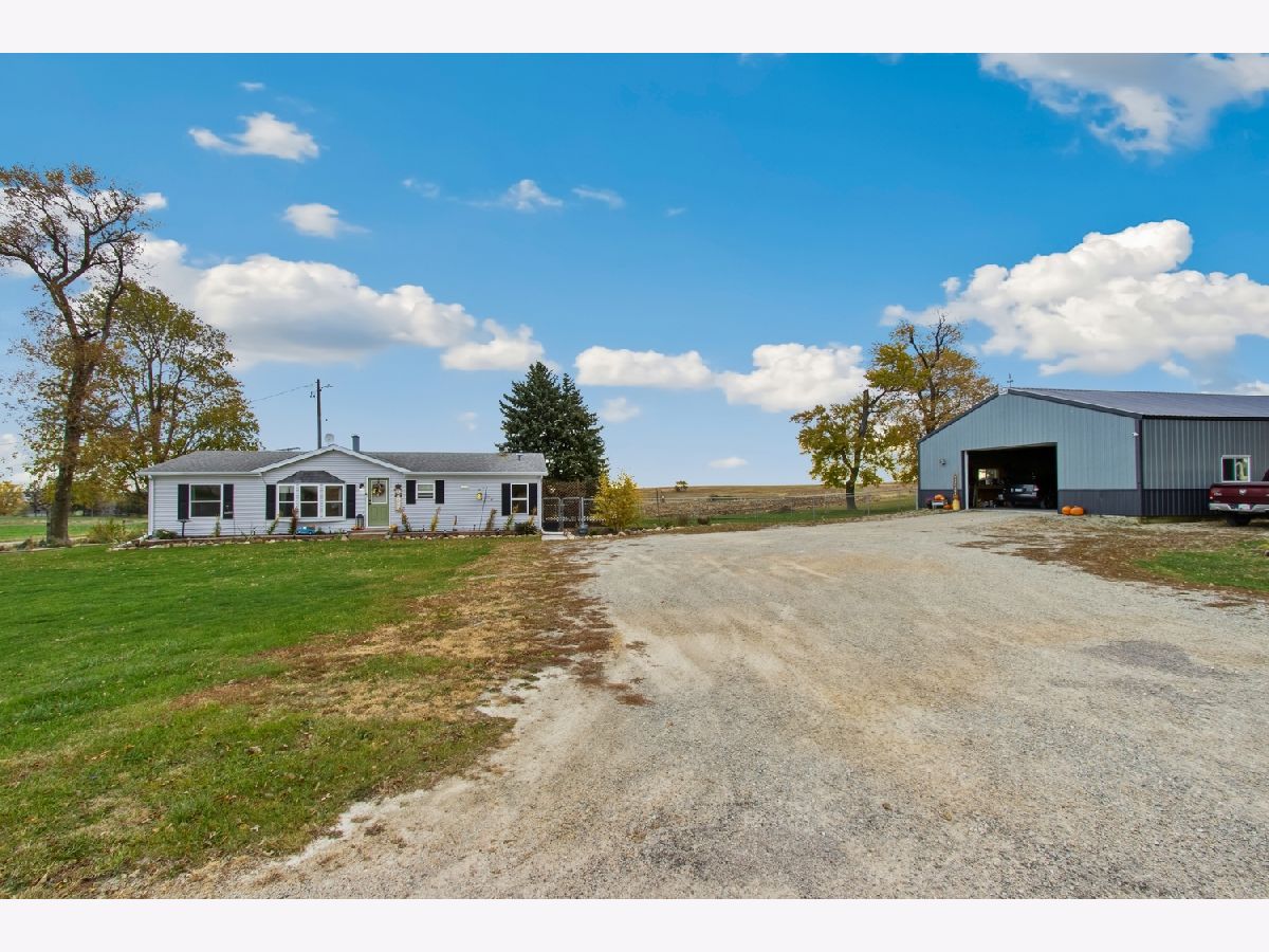  For Sale Ashton Illinois, 2098 Stone Road