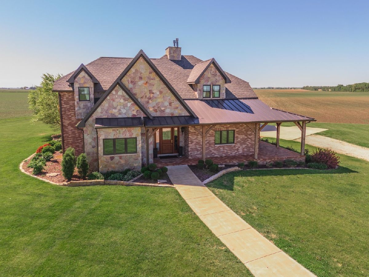  Sold Hudson Illinois, 14431 2400 North