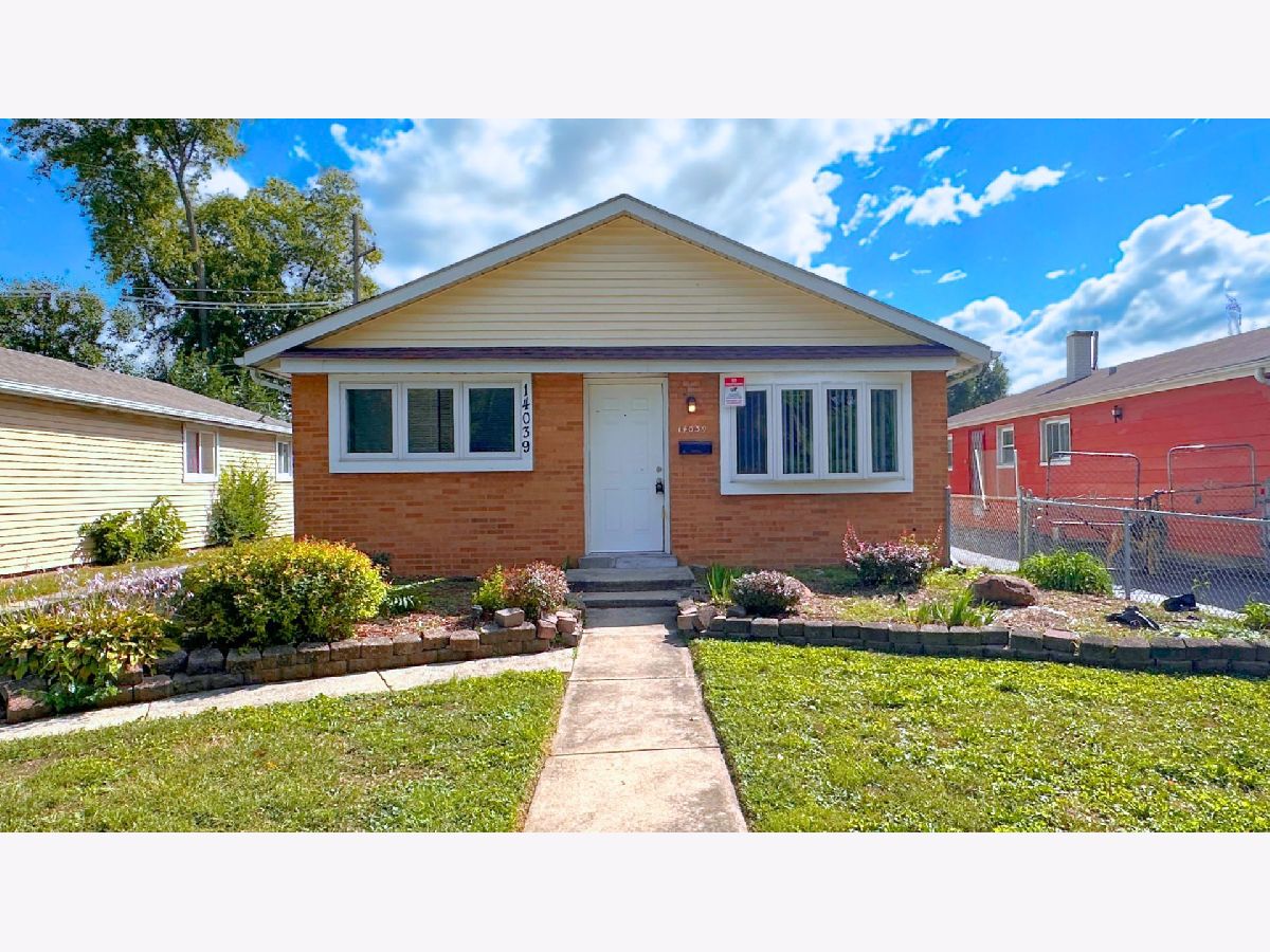  For Sale Robbins Illinois, 14039 Claire Boulevard