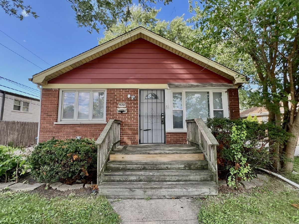  For Sale South Holland Illinois, 606 164th Place
