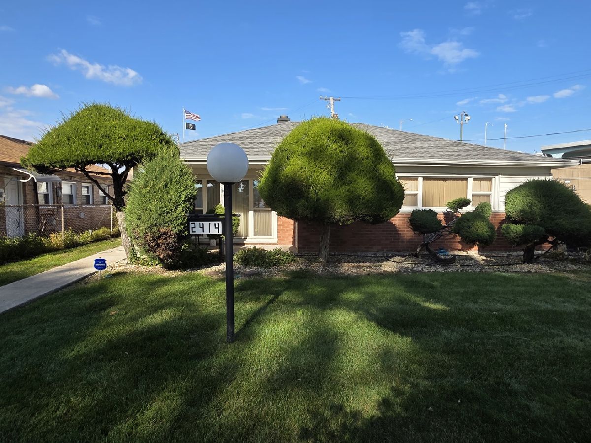  For Sale Chicago Illinois, 2414 89th Street