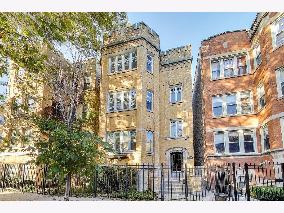  For Sale Chicago Illinois, 1628 Columbia Avenue