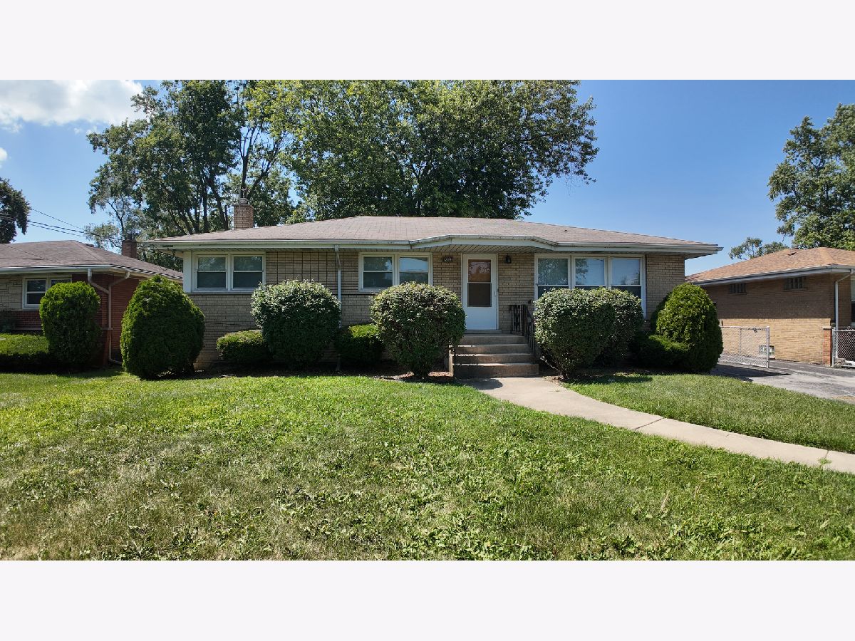  For Sale South Holland Illinois, 15444 State Street