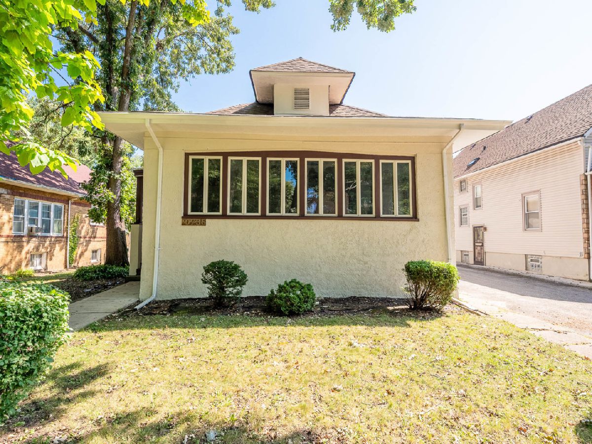  For Sale Chicago Illinois, 10735 Prospect Avenue