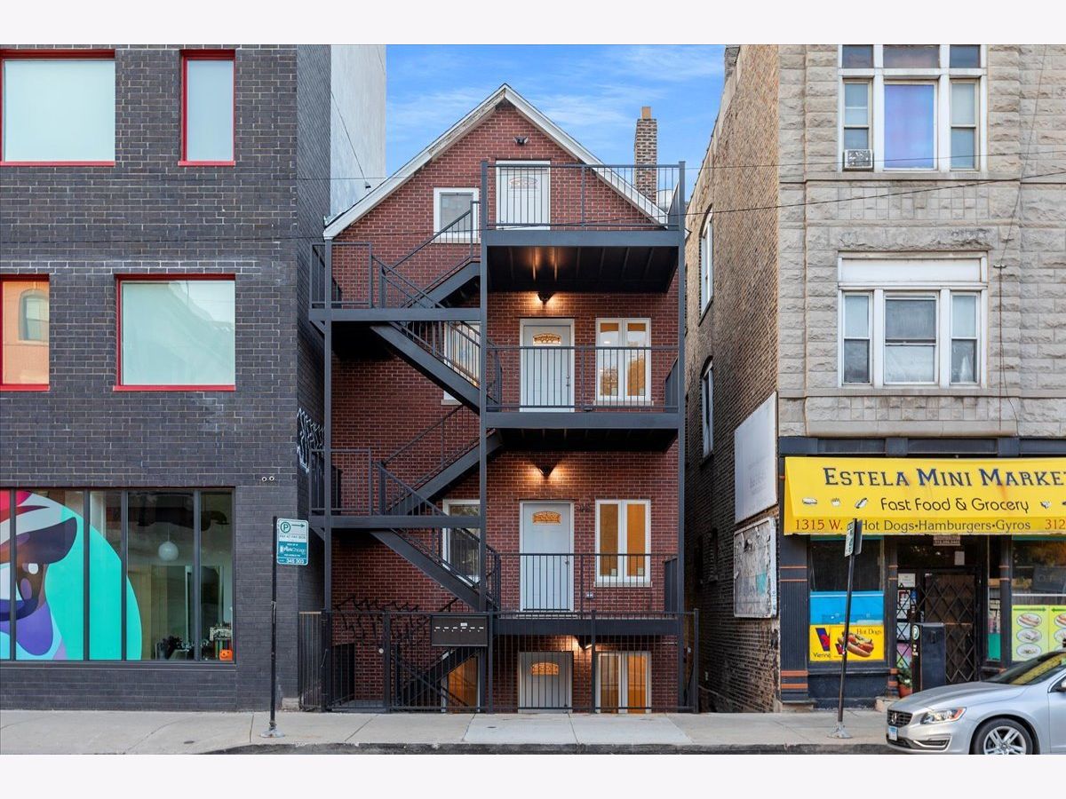  Rented Chicago Illinois, 1313 Chicago