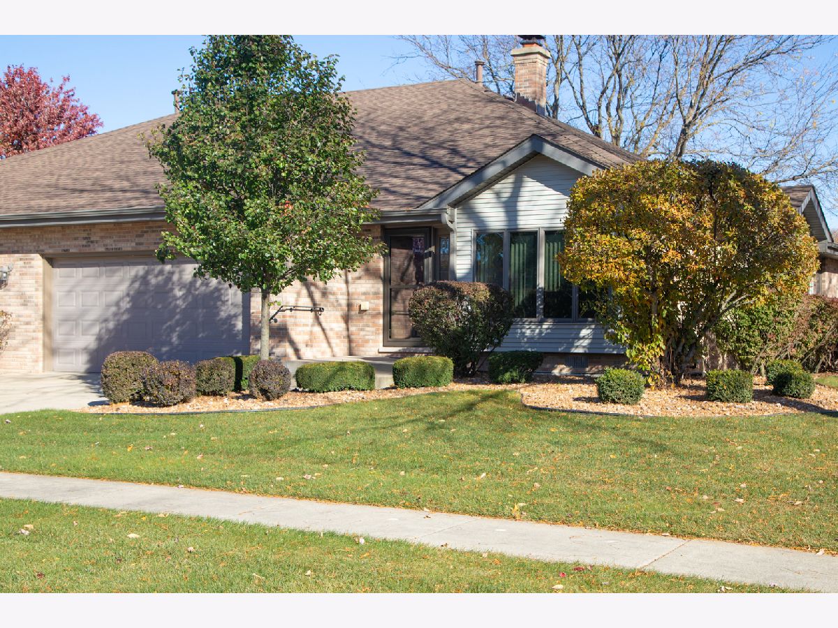  For Sale New Lenox Illinois, 250 Bent Tree Court