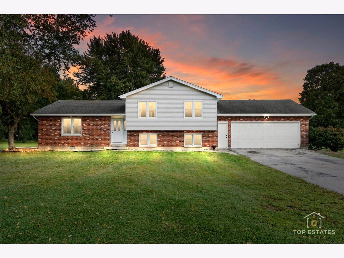  For Sale Maple Park Illinois, 48W201 Keslinger Road