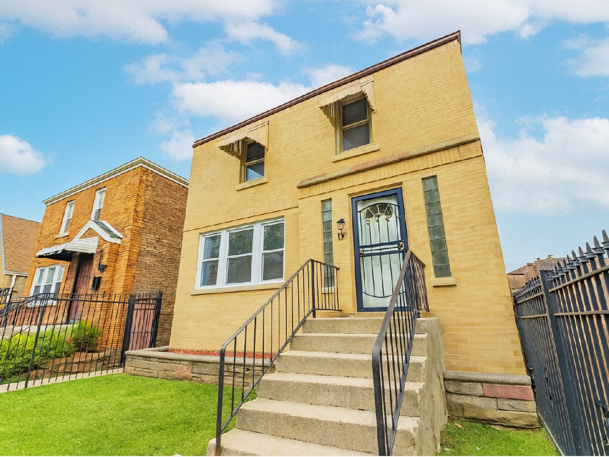  For Sale Chicago Illinois, 3428 55th Street