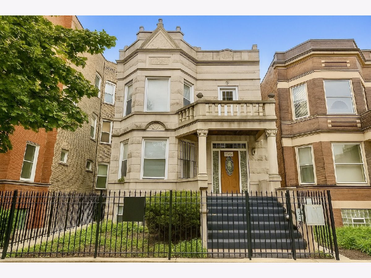  Rented Chicago Illinois, 6130 Rhodes