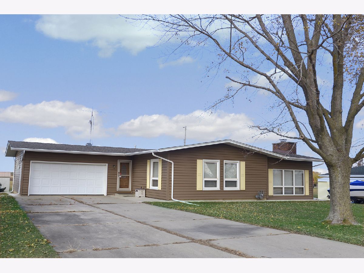  For Sale Sheridan Illinois, 3757 Il Route 71