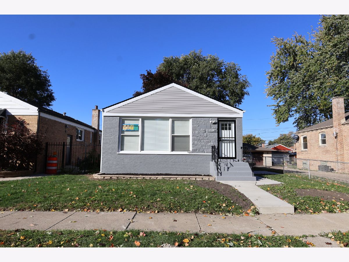  For Sale Calumet Park Illinois, 12526 Honore Street