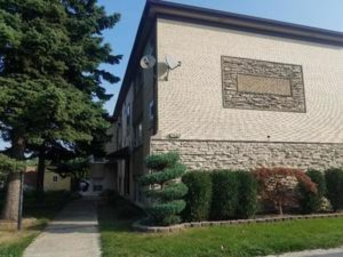  For Rent Harwood Heights Illinois, 7530 Lawrence