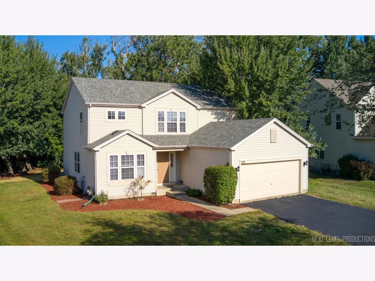  For Rent Round Lake Illinois, 438 Meadow Mist