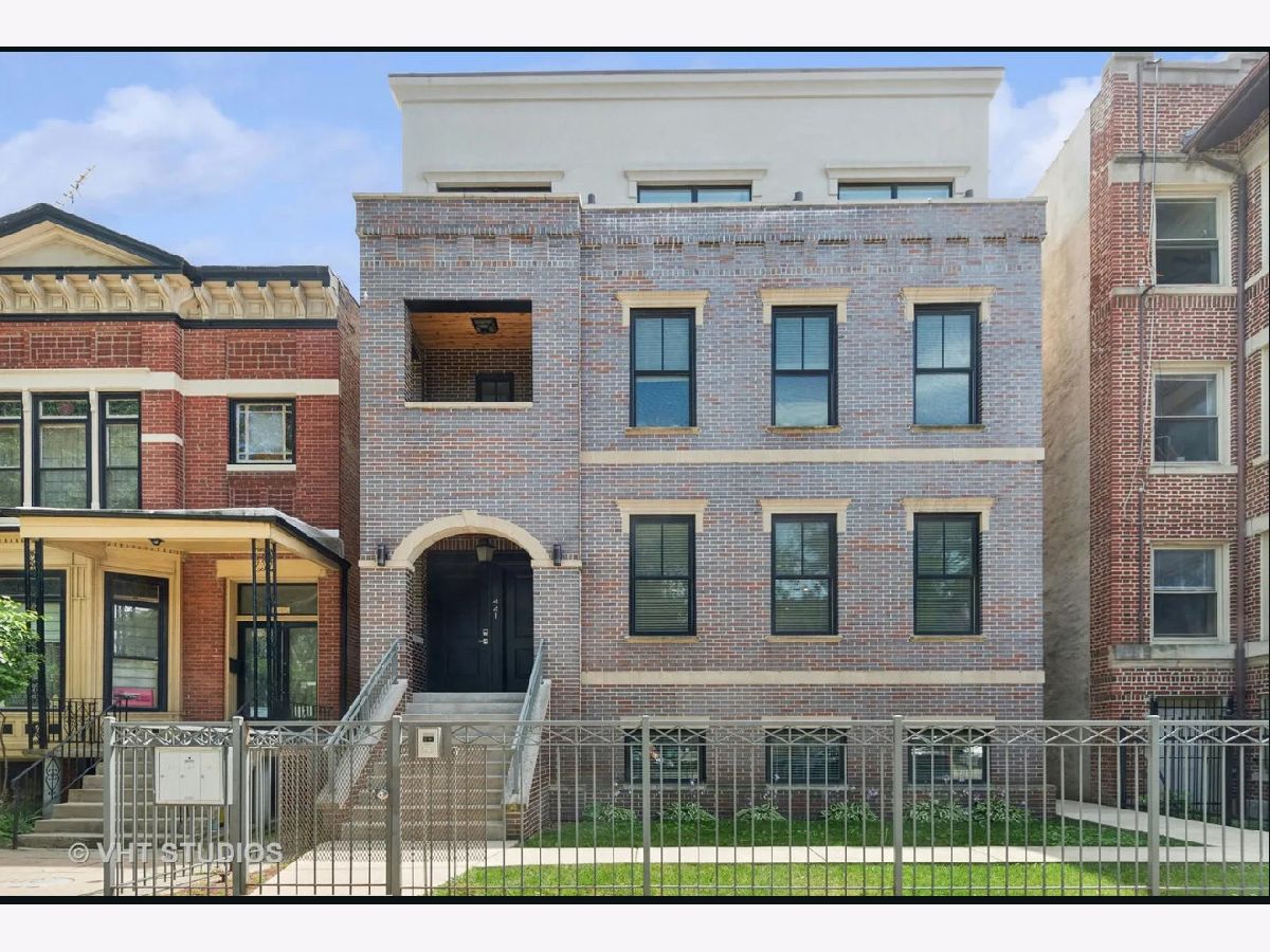Condos & Townhomes & Homes For Rent Bronzeville Chicago Illinois, 441 Oakwood