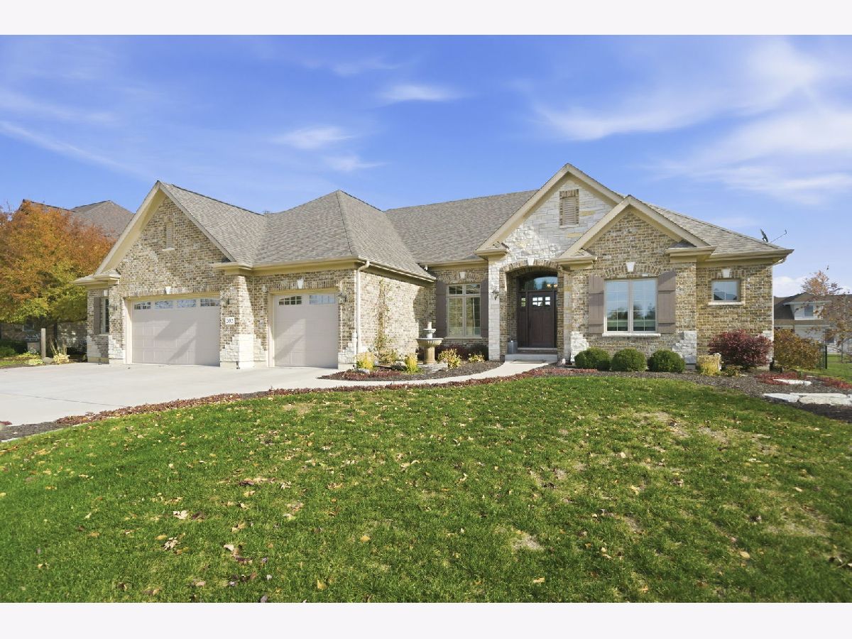 Homes For Sale Dutch Acres Sandwich Illinois, 202 Dutch Street