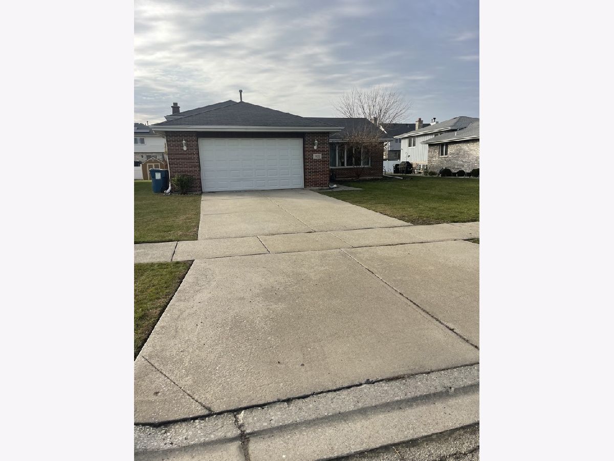 For Rent Bridgeview Illinois, 9136 Oketo
