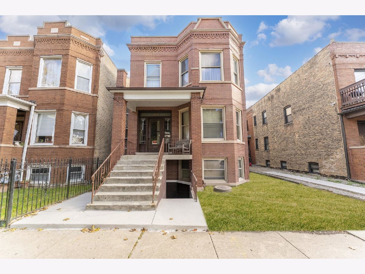  For Rent Chicago Illinois, 2419 Kostner