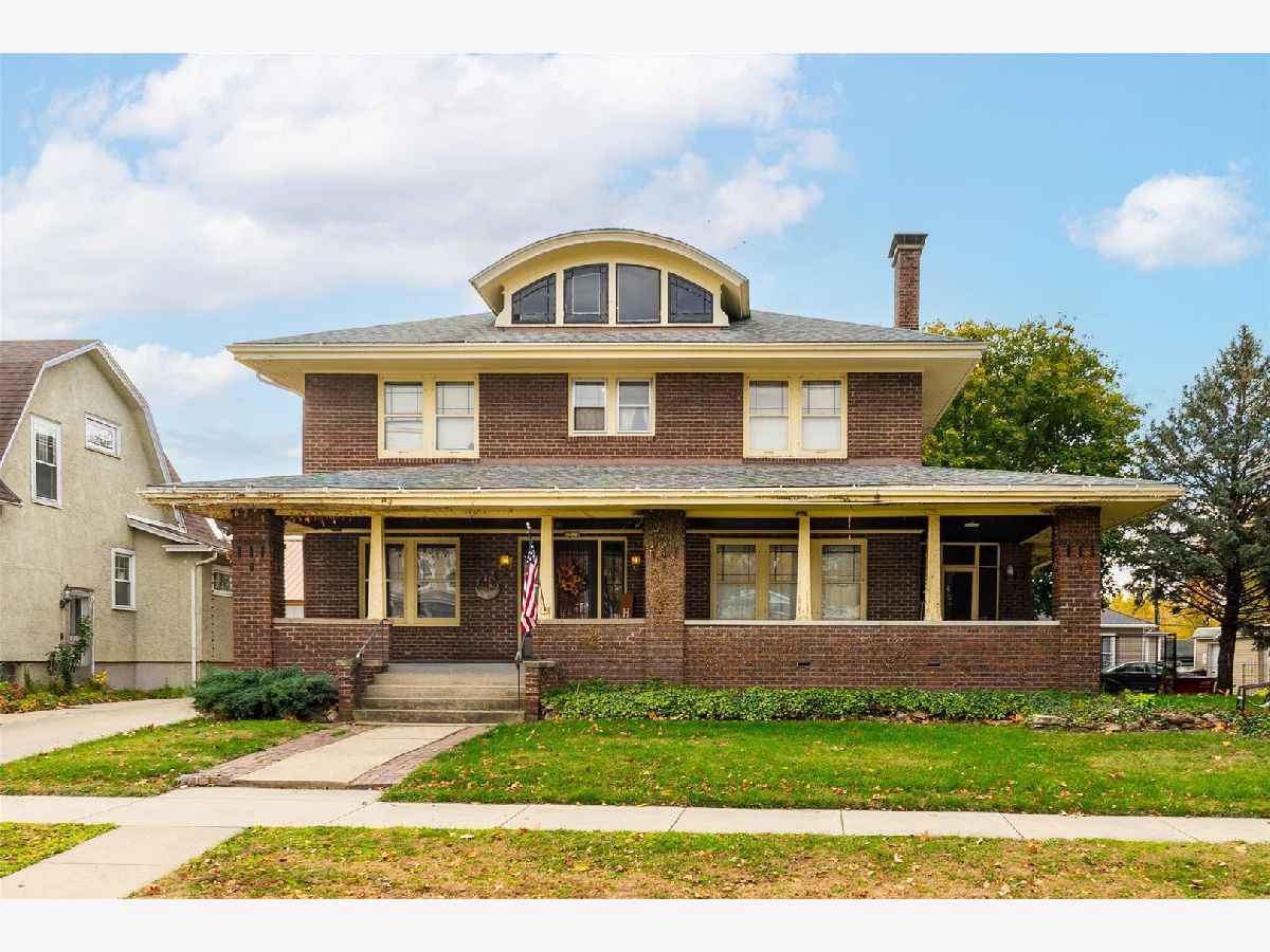  For Sale Lasalle Illinois, 532 7th Street