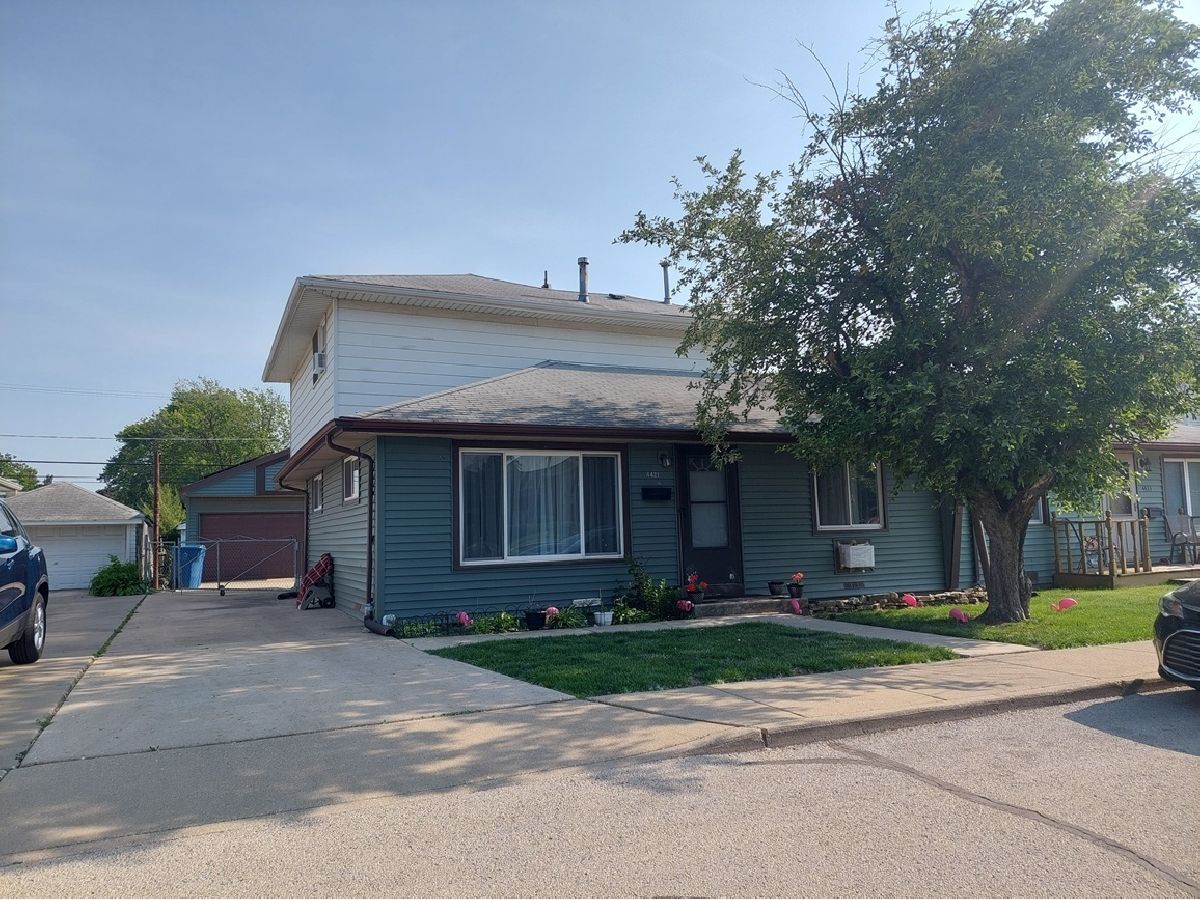  For Sale Hometown Illinois, 4421 87th Street
