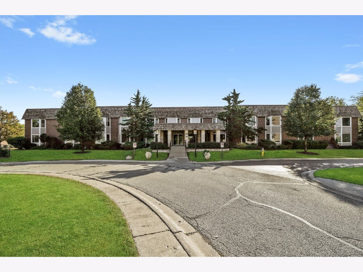 Condominiums For Rent Bristol Court Park Ridge Illinois, 2300 Windsor Mall