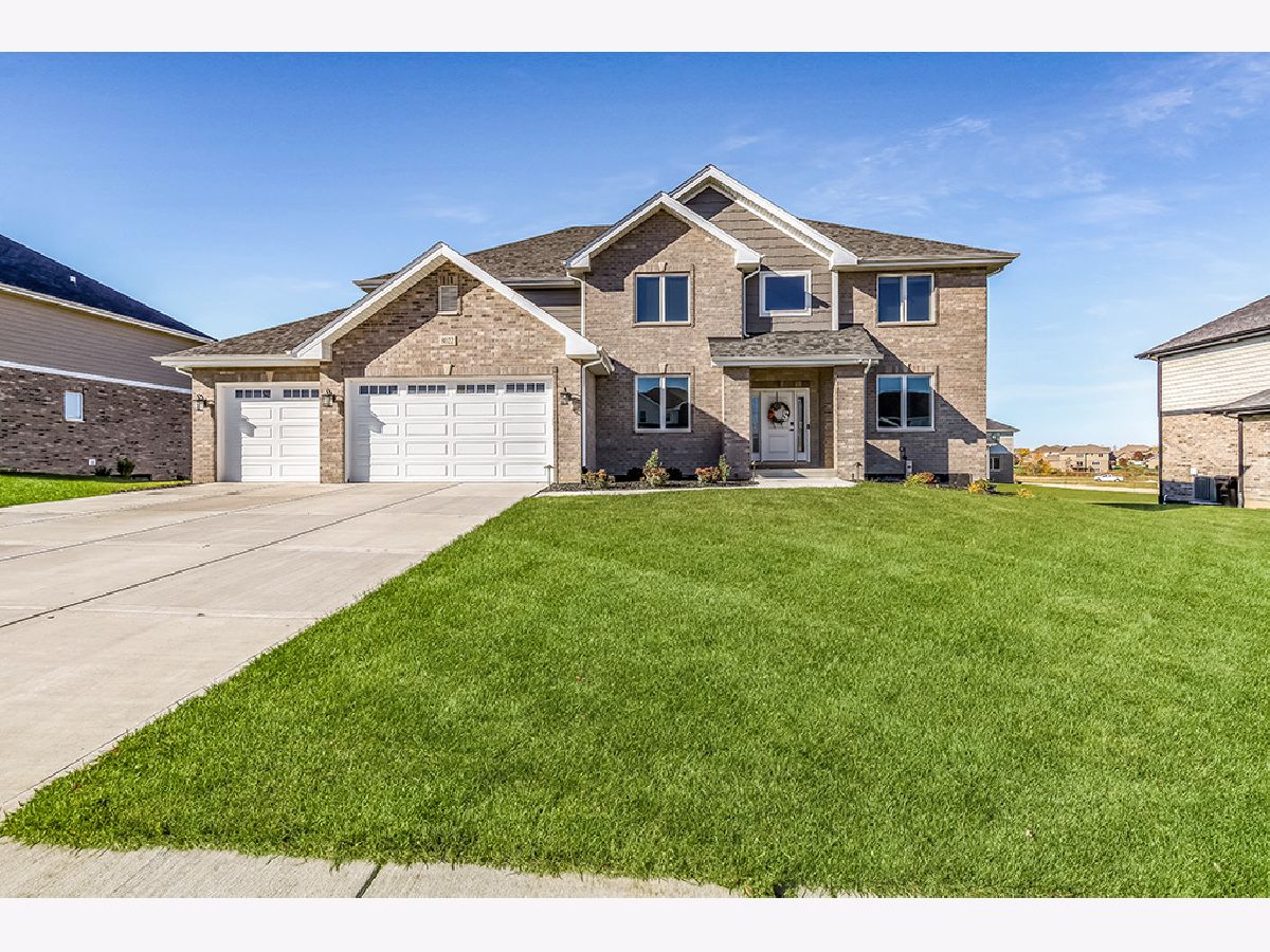 Homes For Sale Lakeview Estates Frankfort Illinois, 8022 Stanley Trail