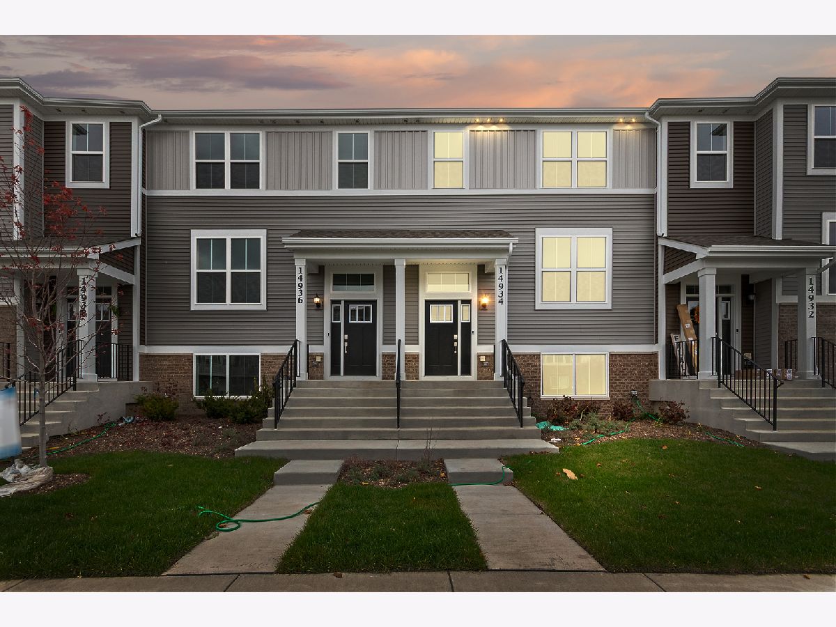 Homes & Condos & Townhomes For Rent Keller Farm Plainfield Illinois, 14934 S. Dyer